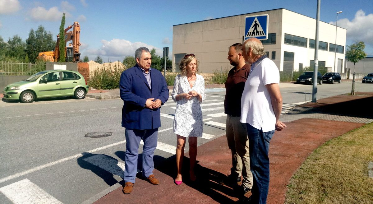 Visita de representantes do Partido Popular ao polígono empresarial de Barro