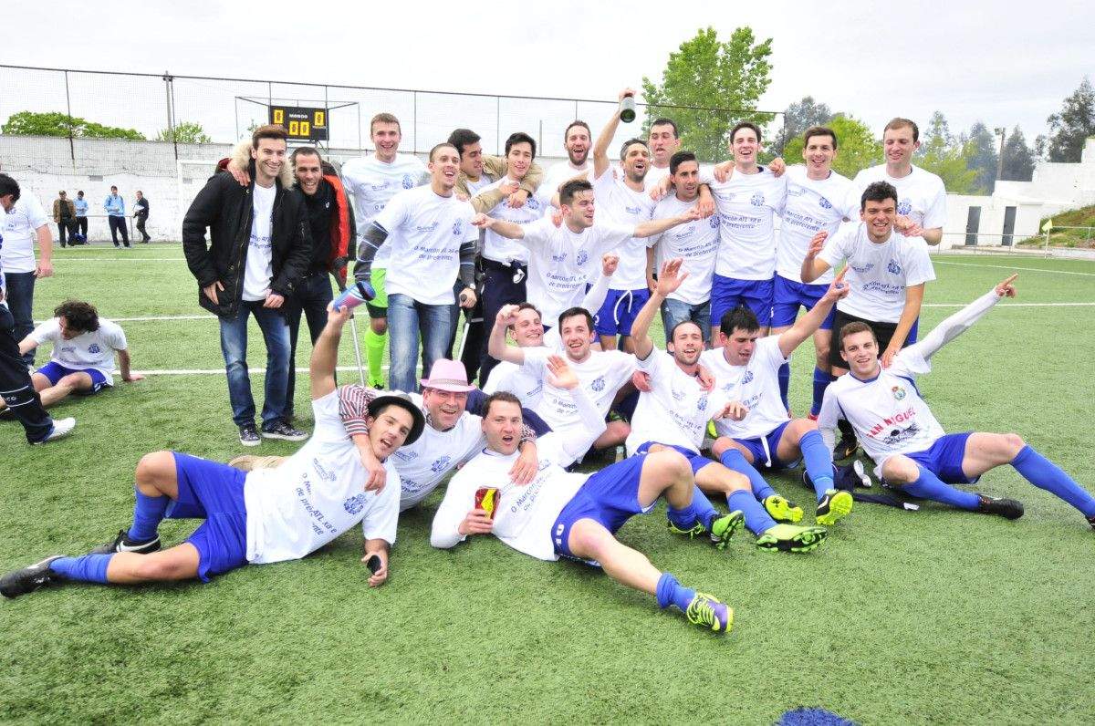 Celebración del ascenso del Marcón Atlético a Regional Preferente