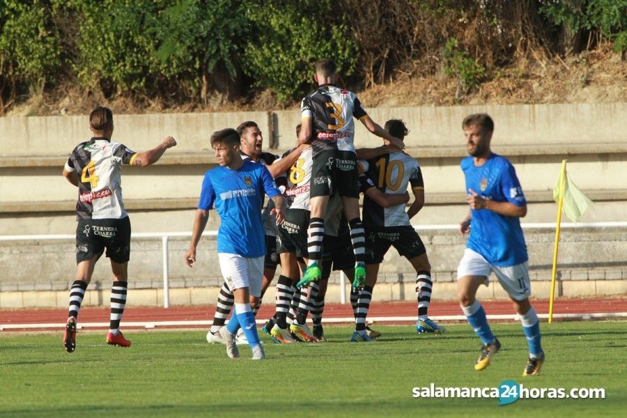 Partido entre Unionistas CF e Pontevedra CF en Salamanca
