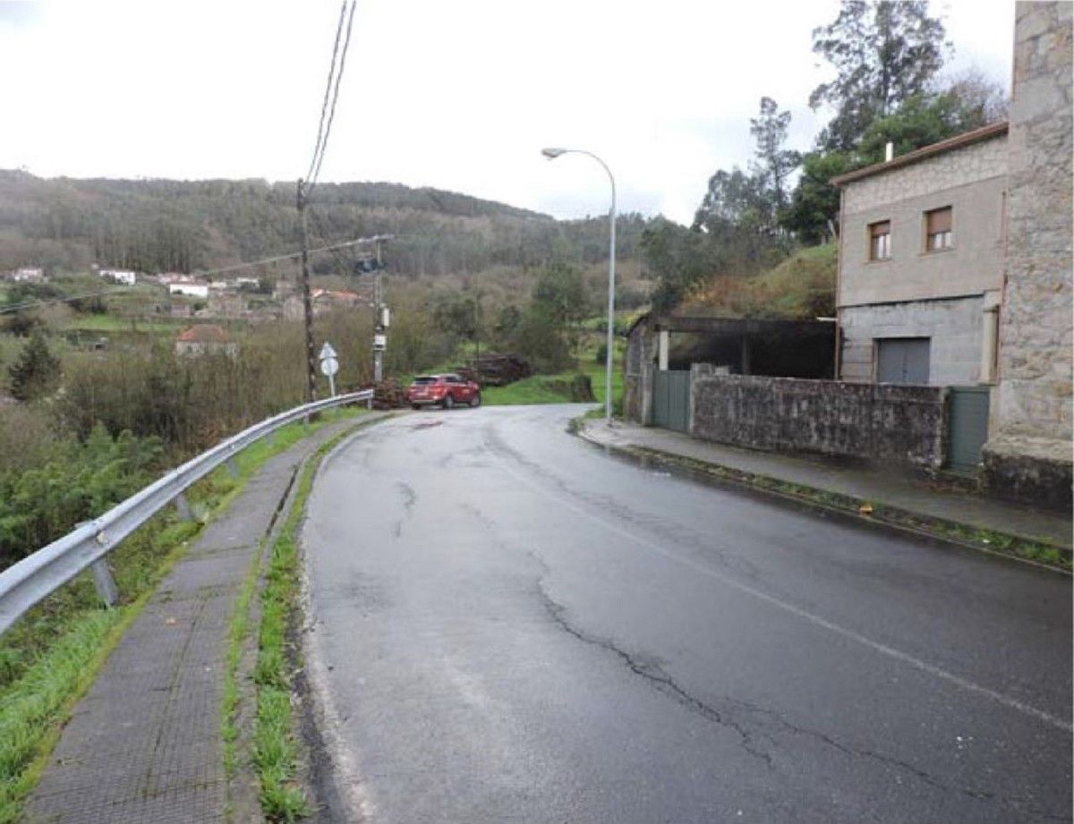 Estrada Amil-Espedregueira