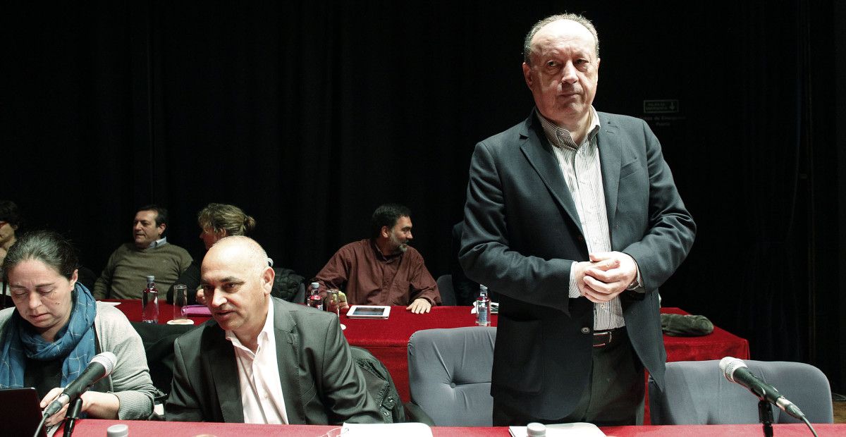 El portavoz del grupo municipal socialista, Antón Louro