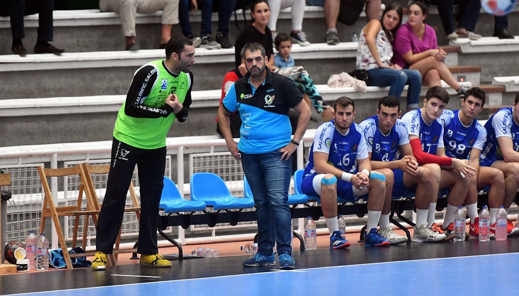 Partido entre Teucro y Logroño en el Municipal