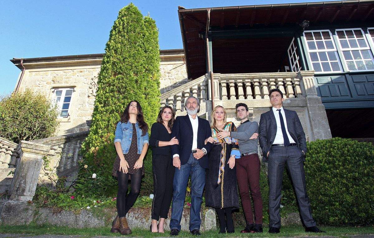 Presentación de la serie "Vivir sin permiso" en el Pazo da Toxeiriña, Moraña