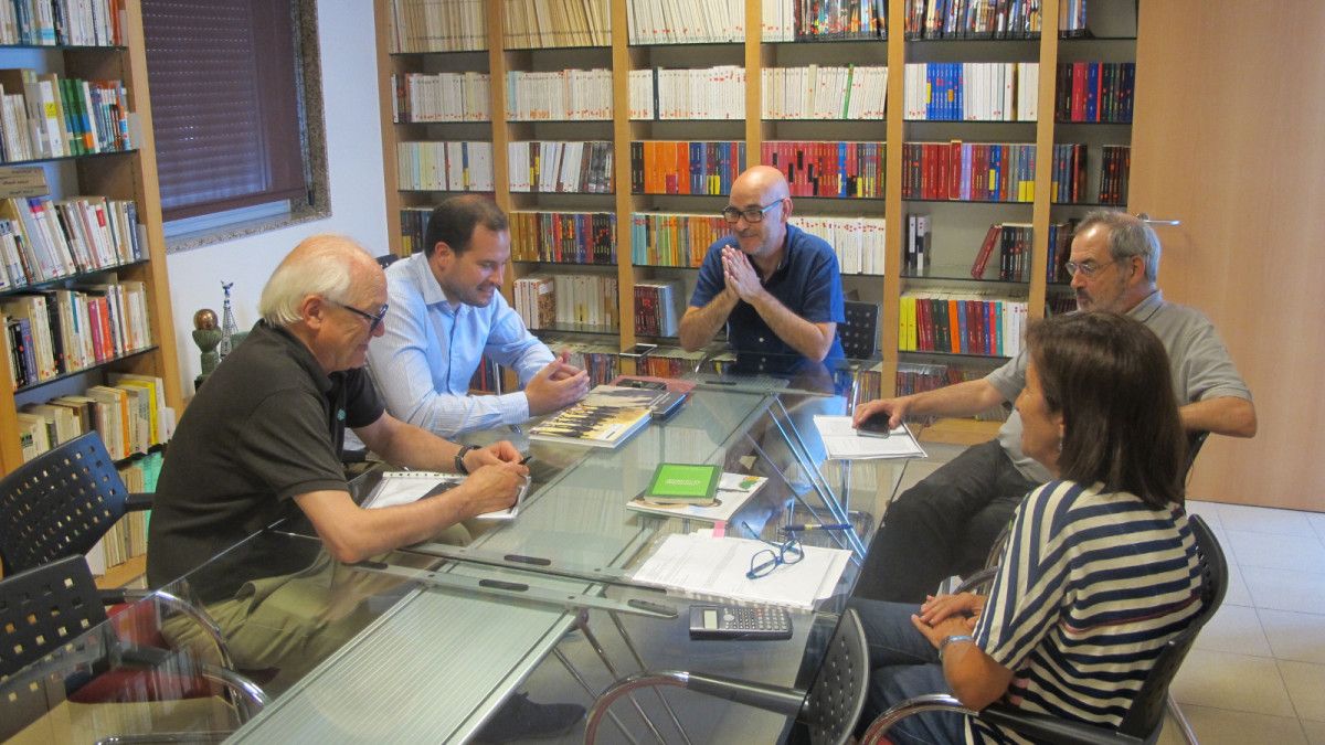Reunión en la Editorial Galaxia para preparar el Día das Letras Galegas 2019