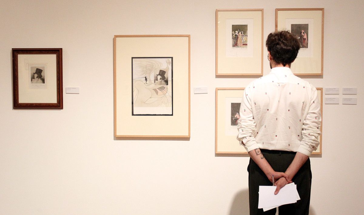 Exposición "De la razón de Goya a los monstruos de Dalí", en el Café Moderno