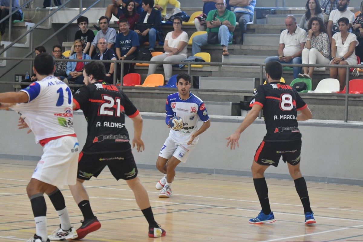 Partido da Copa do Rei entre o Club Cisne Balonmán e o BM Nava no CGTD