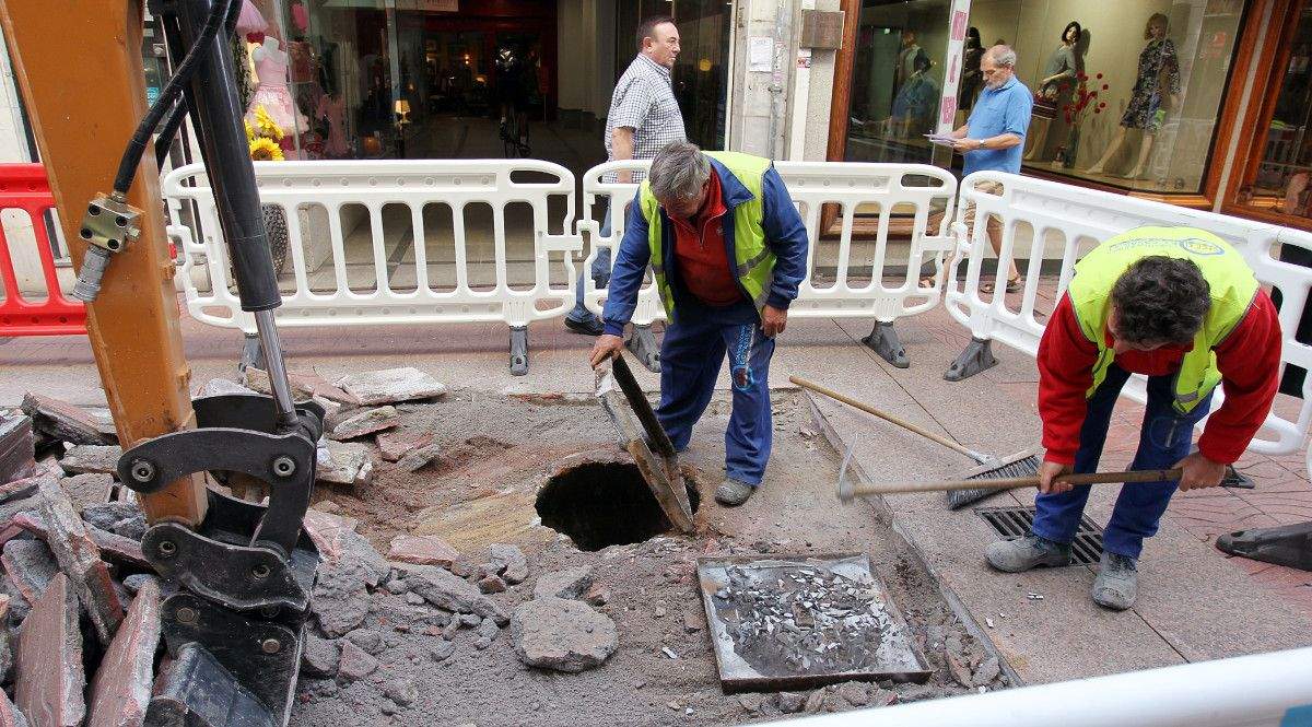 Obras de mantenimiento de la calle Oliva
