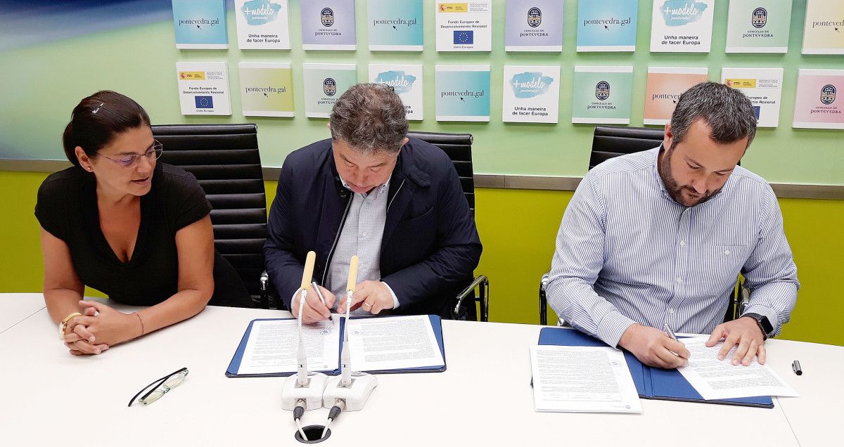 Carme da Silva,  Miguel Anxo Fernández Lores e Víctor Cortizo