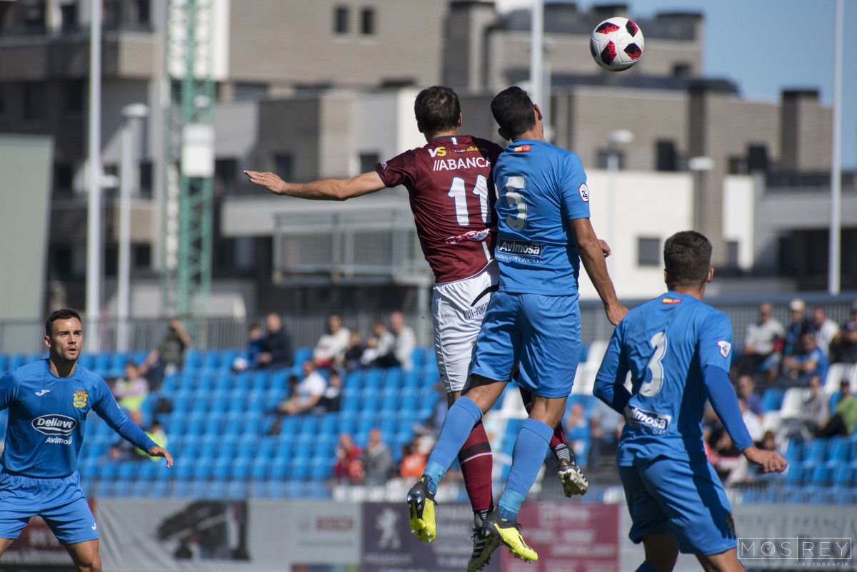 Partido entre Fuenlabrada e Pontevedra