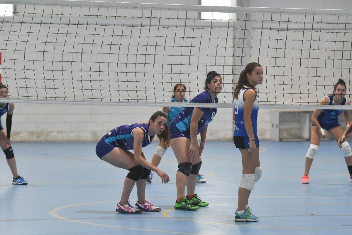 Partido entre o Club Voleibol Pontevedra e o Calasancio