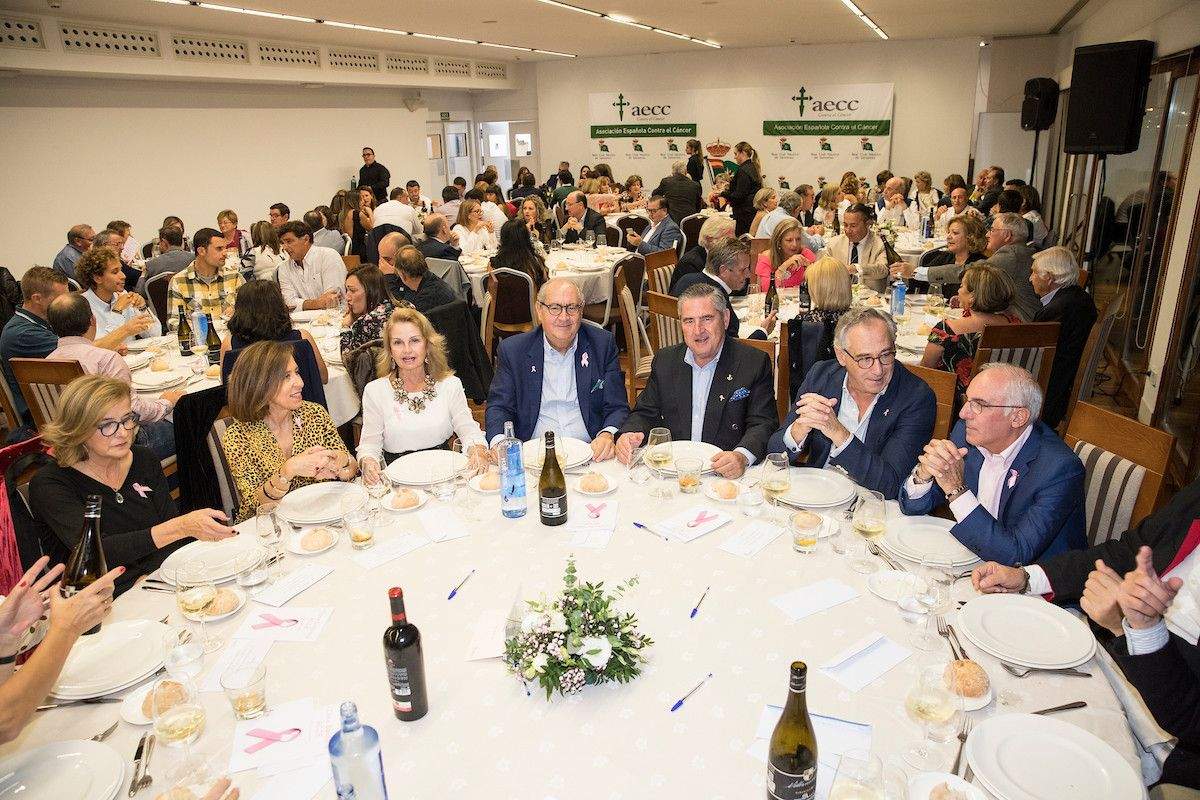 Cea benéfica contra o cancro en Sanxenxo á que asistiu o rei emérito, Juan Carlos I