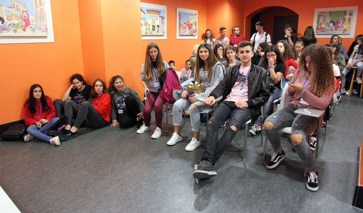 Recepción a los alumnos de cinco países europeos que trabajan sobre la emigración