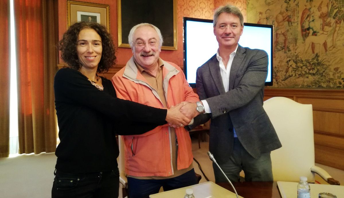 A Deputación asinou un convenio de colaboración co Concello do Grove e a asociación Amigos da Terra