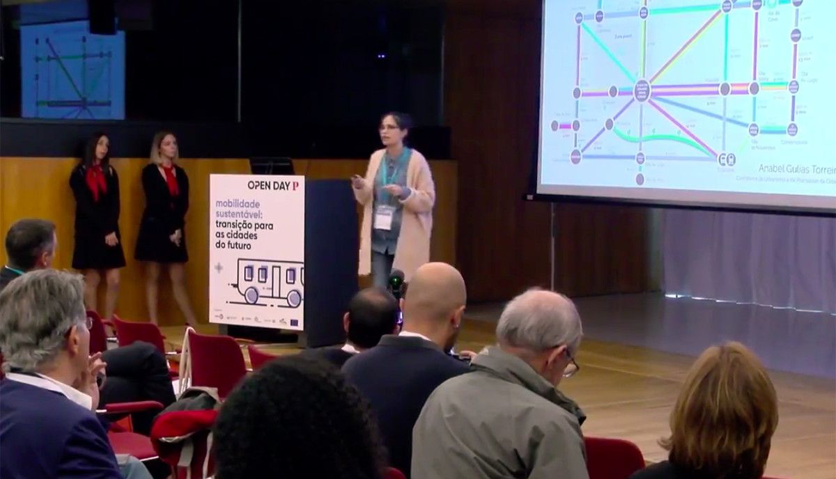 Anabel Gulías en el debate de movilidad sostenible celebrado en Lisboa