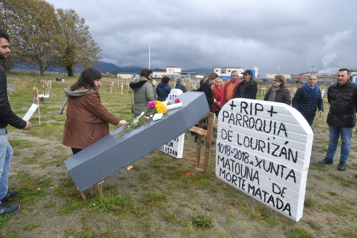 "Cementerio de la dignidad" contra la ampliación de la EDAR de Os Praceres