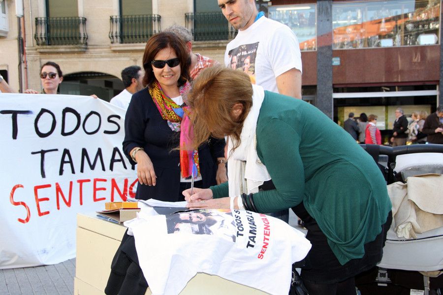 Recogida de firmas para el apoyo al indulto de Ana y Tamara