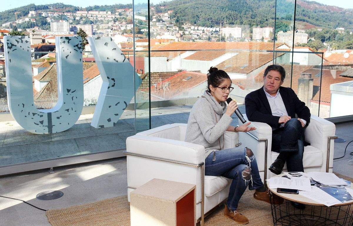 Anabel Gulías e Miguel Anxo Fernández Lores na presentación de 'Urbtopías'