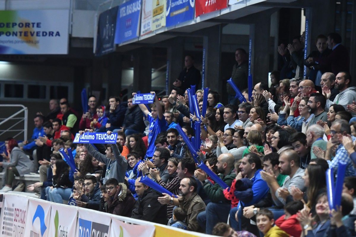 Partido entre Teucro y Alcobendas en el Municipal