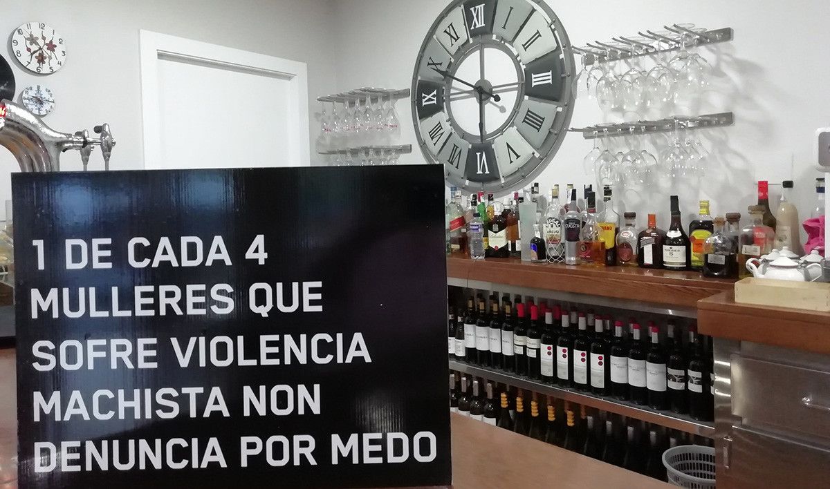 Campaña contra las violencias machistas en Bueu