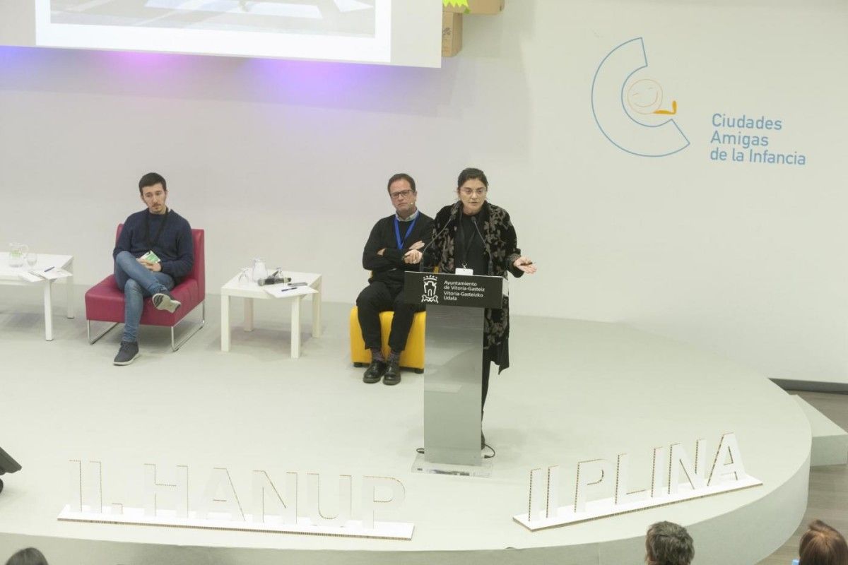 A transformación da praza de Barcelos suscita interese en Vitoria Gasteiz