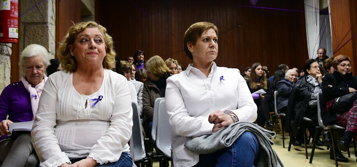 Acto institucional do 25-N en Ponte Caldelas