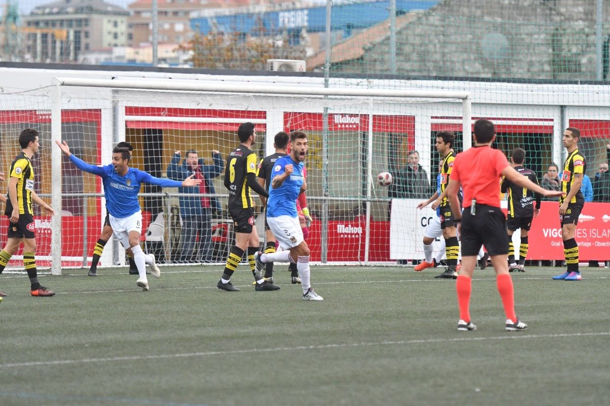 Partido entre Rápido de Bouzas e Pontevedra no Baltasar Pujales