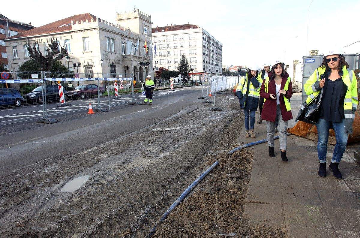 Obras en la avenida de Ourense, en Marín