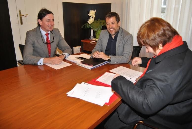 Eduardo Barros, presidente de la Cámara de Comercio y el alcalde de Ponte Caldelas, Perfecto Rodríguez