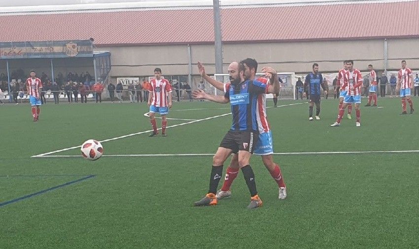 Partido entre Polvorín e Céltiga na Cheda