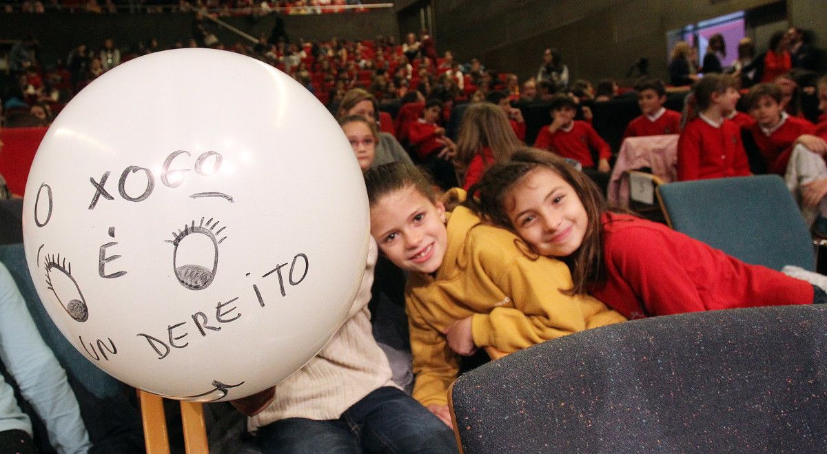 Los alumnos pontevedreses celebran los Derechos Humanos