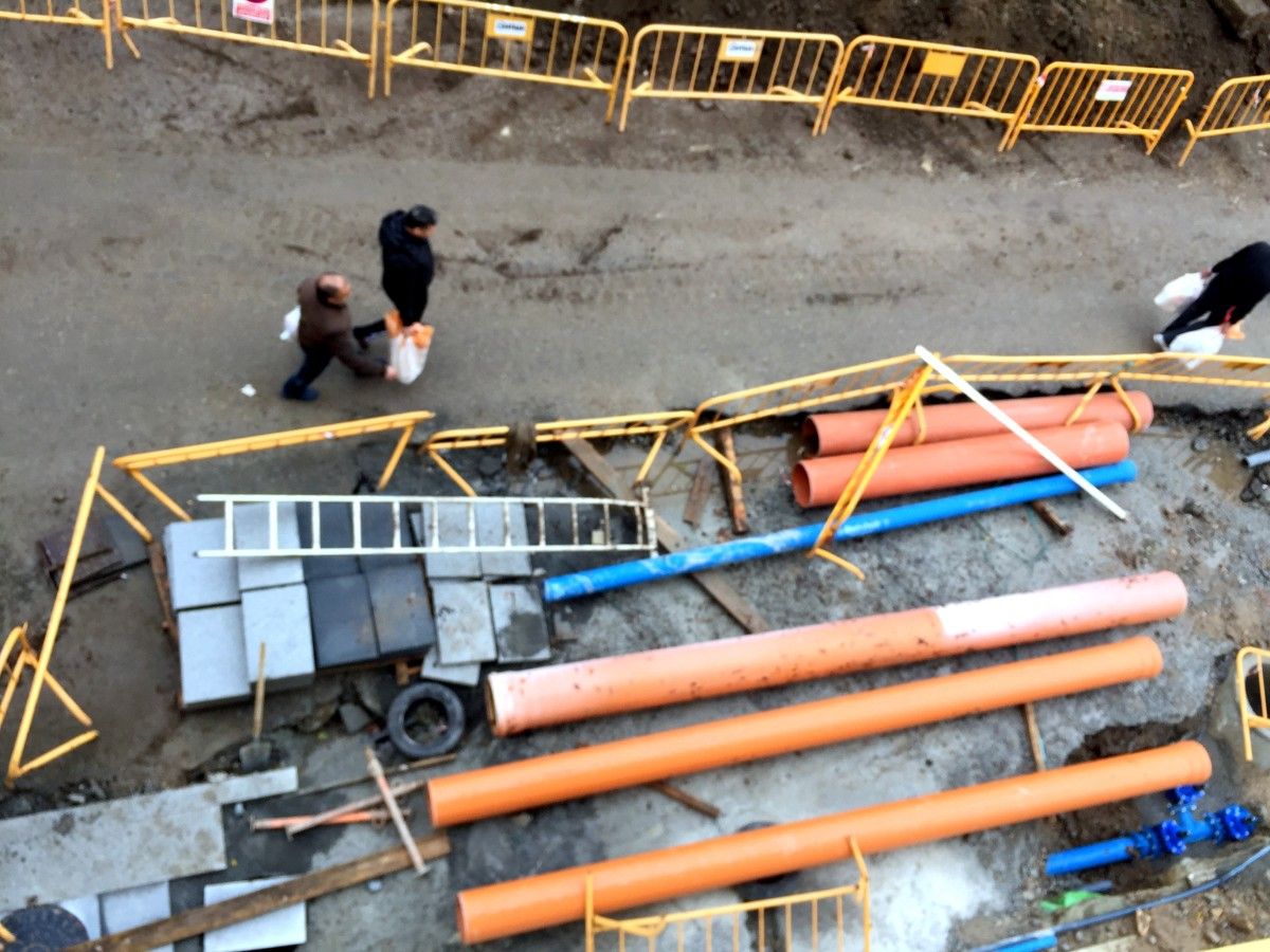 Obras na rúa Inferniño