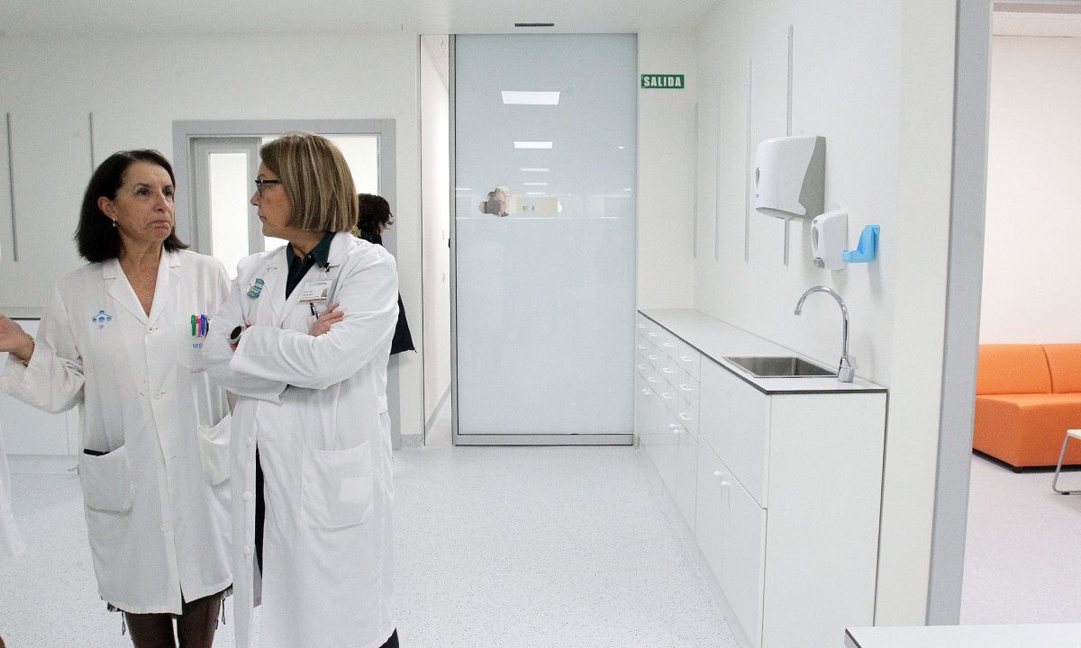 Visita do conselleiro de Sanidade á nova área de Neonatoloxía no Hospital Provincial