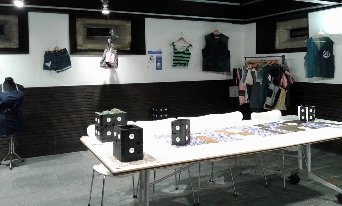 Exposición de obxectos reciclados