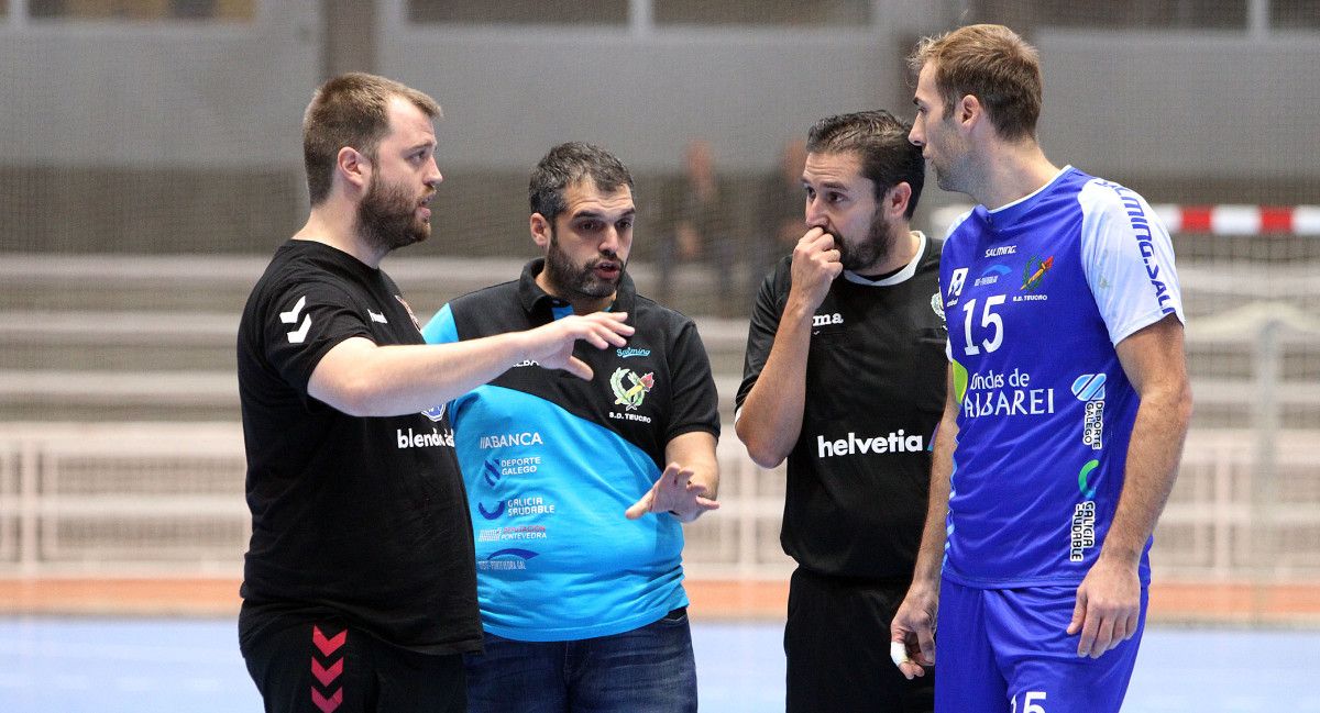 Partido de Copa entre Teucro y Torrelavega