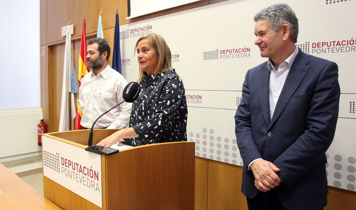 Gustavo Ferreiro, Carmela Silva y Santos Héctor