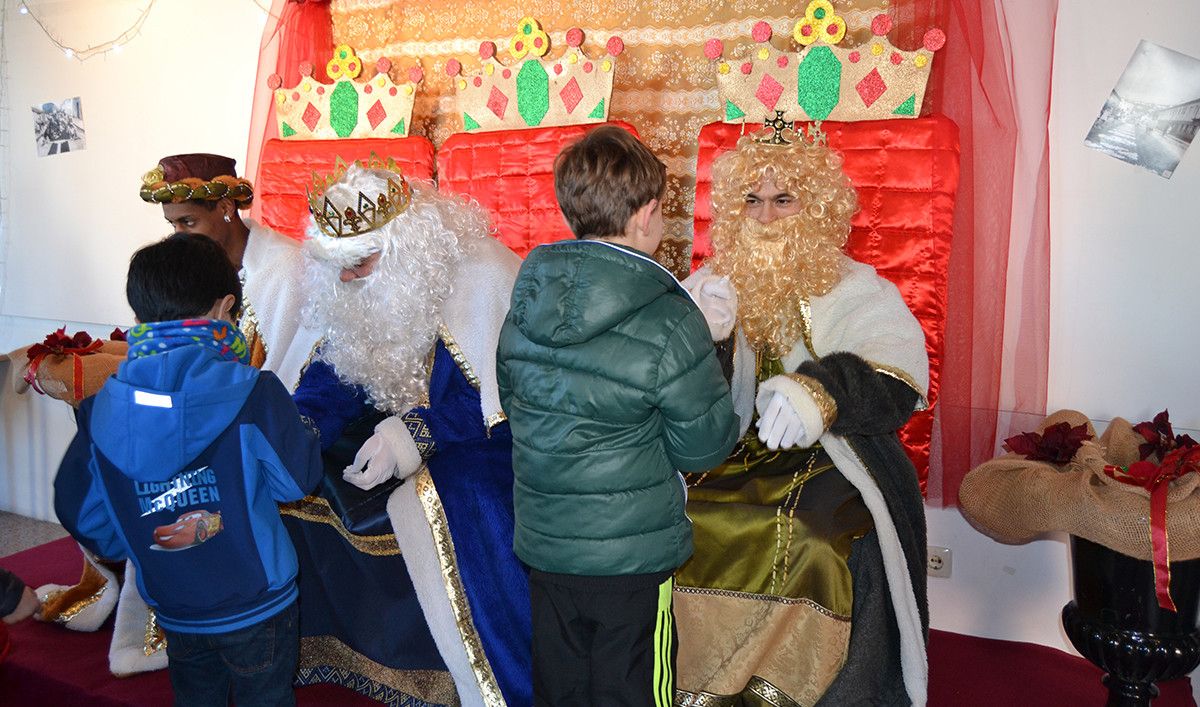 Recepción aos Reis Magos en Bueu Recepción aos Reis Magos en Bueu