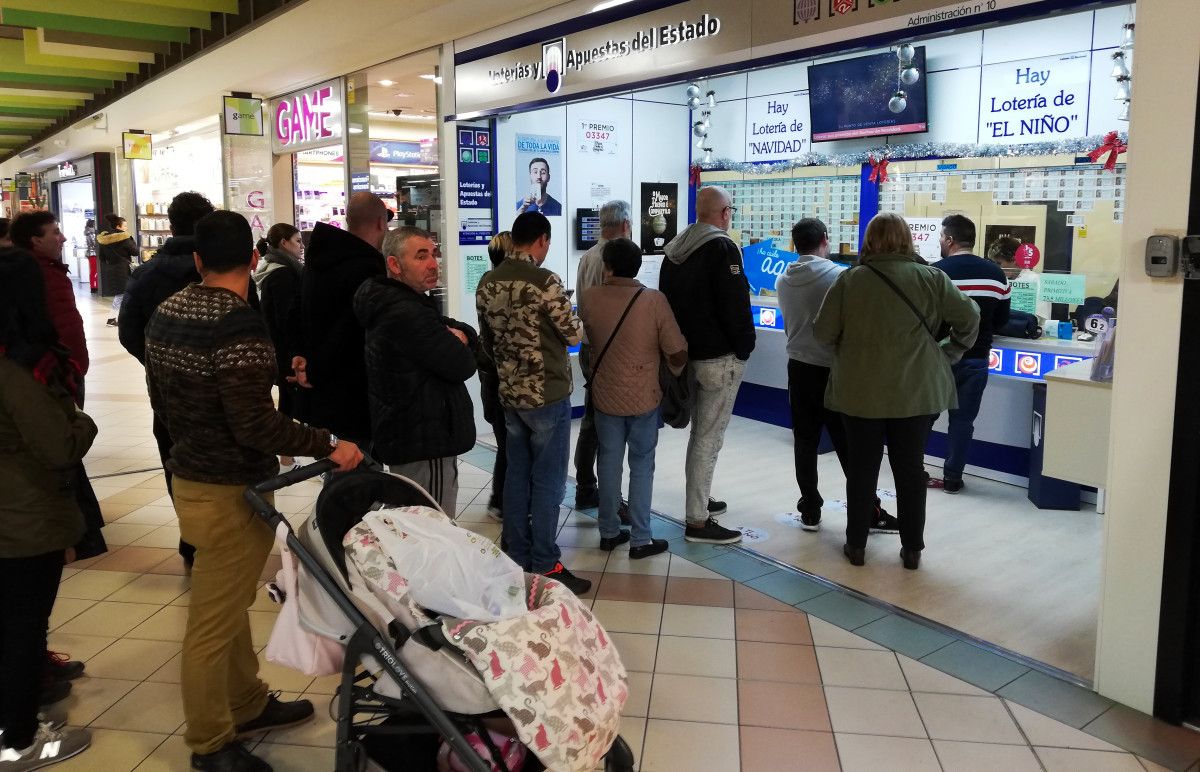 Efecto llamada en el administración del Carrefour que vendió un décimo del Gordo de Navidad