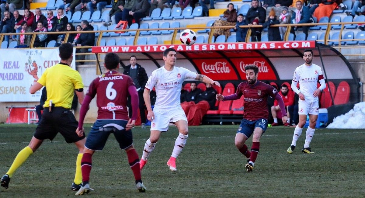 Partido entre Cultural Leonesa y Pontevedra en el Reino de León