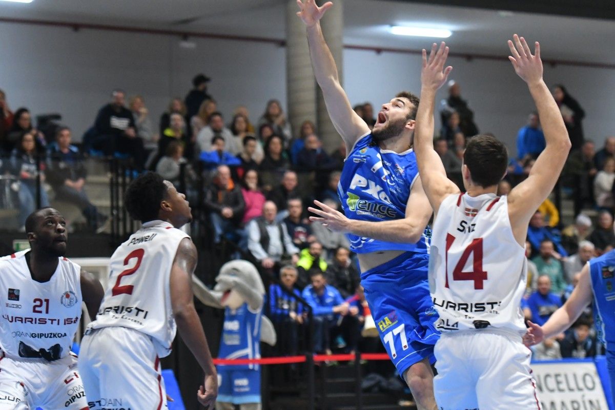 Partido entre o Marín Peixe Galego e o Juaristi ISB