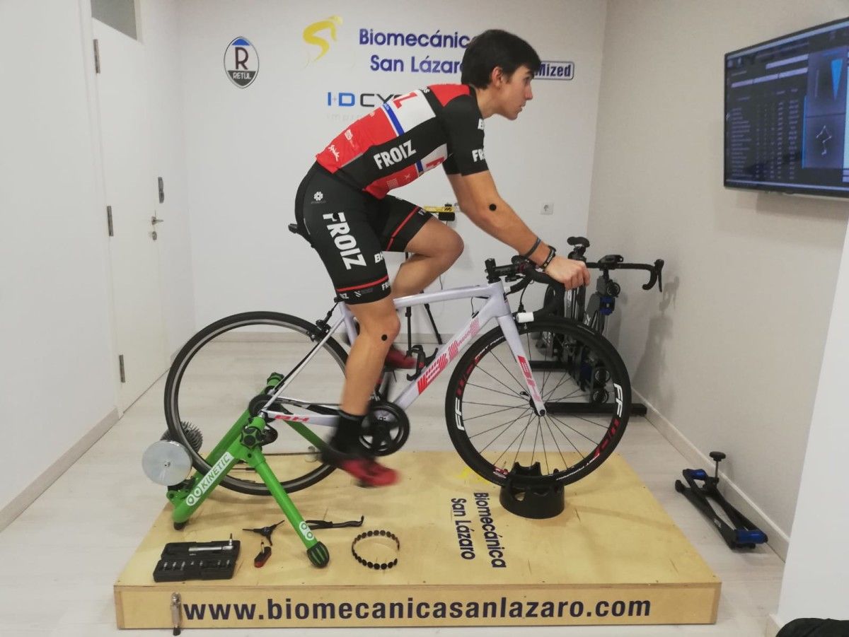 Estudo biomecánico aos ciclistas do Froiz
