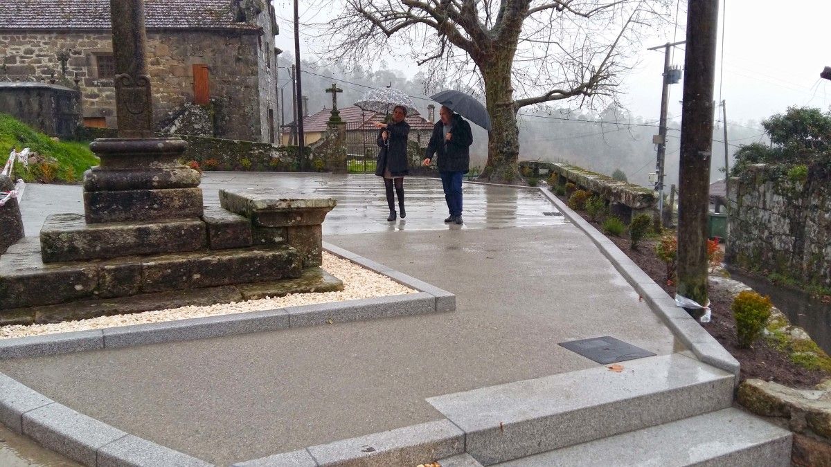 Visita á humanización da Praza de Cosoirado