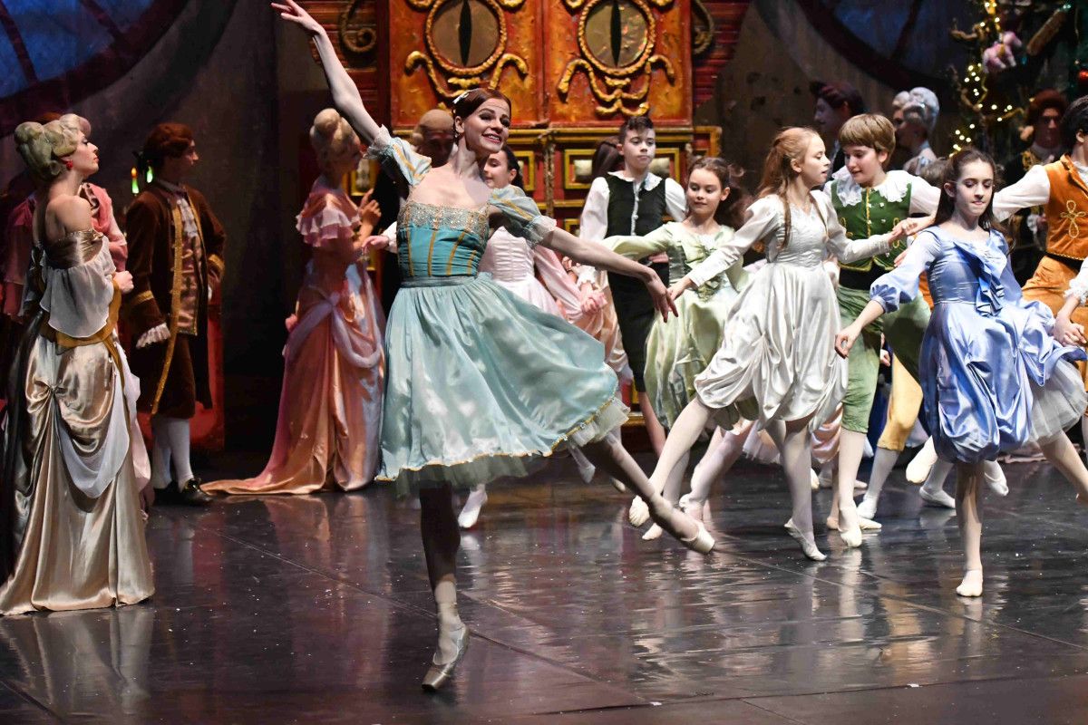 Representación de "El cascanueces" por el Ballet Imperial Ruso