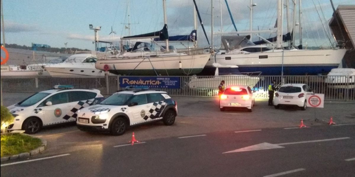 Control de seguridade da Policía Local de Poio