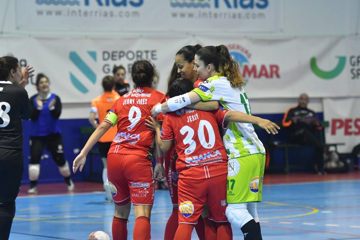Partido entre el Poio Pescamar y el Viaxes Amarelle en A Seca
