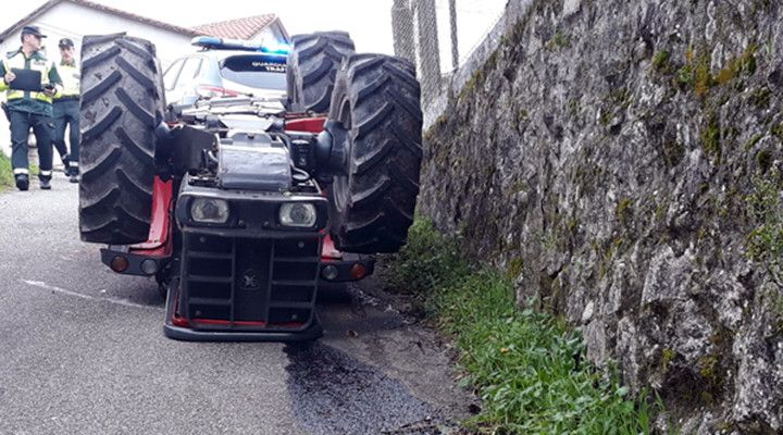 Accidente dun tractor 