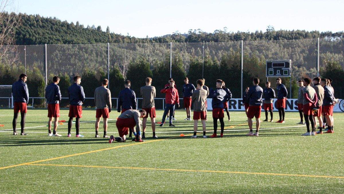 Adestramento do Pontevedra en Cerponzóns