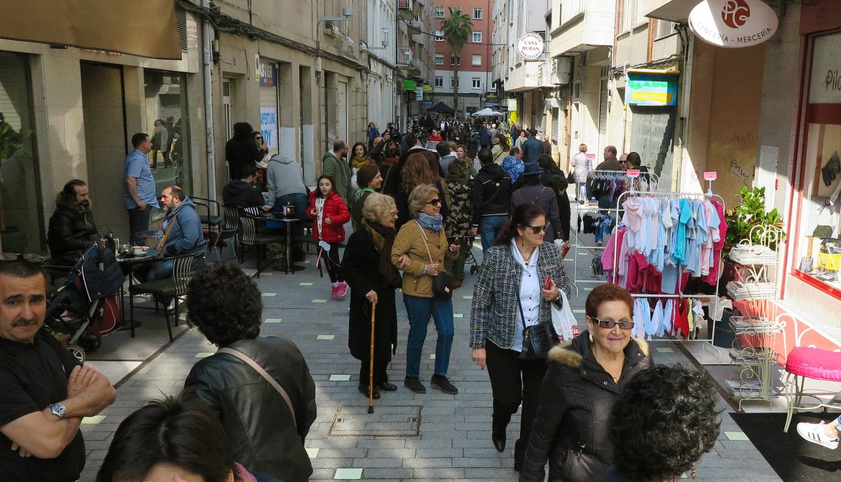 "A pé de rúa" en Virxe do Camiño