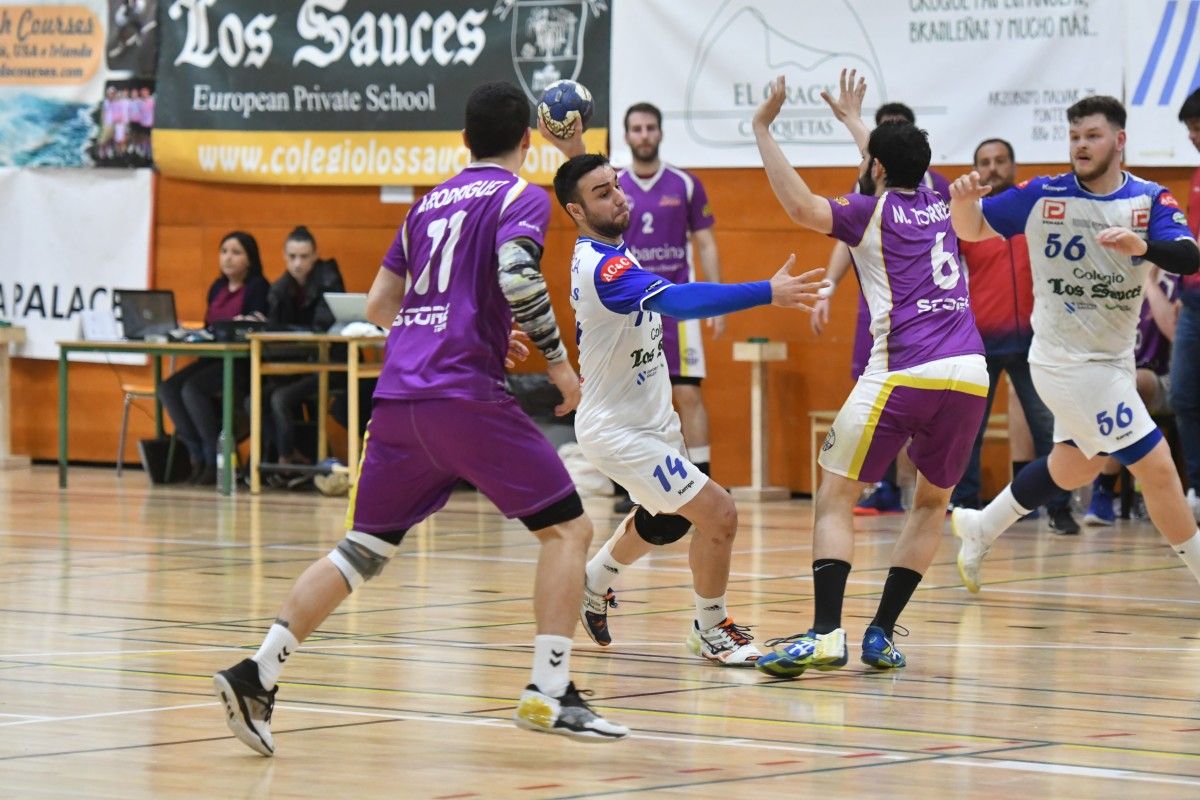 José Leiras, no partido entre Cisne e Sant Martí Adrianenc no CGTD