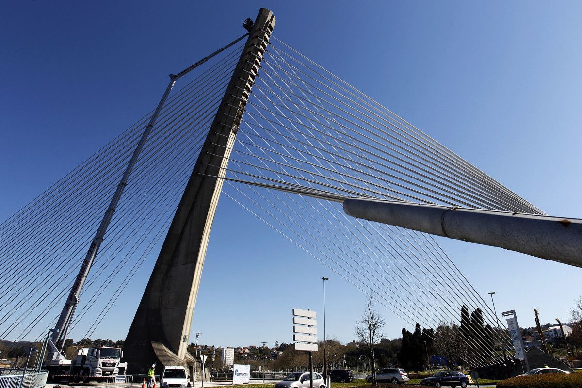 Inspección da Ponte dos Tirantes