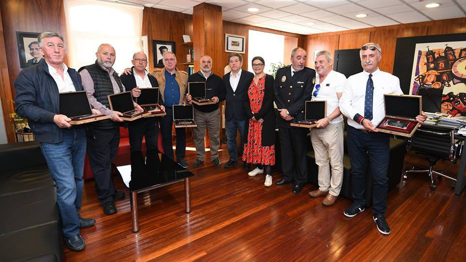 Recepción del alcalde a los policías locales que se jubilan